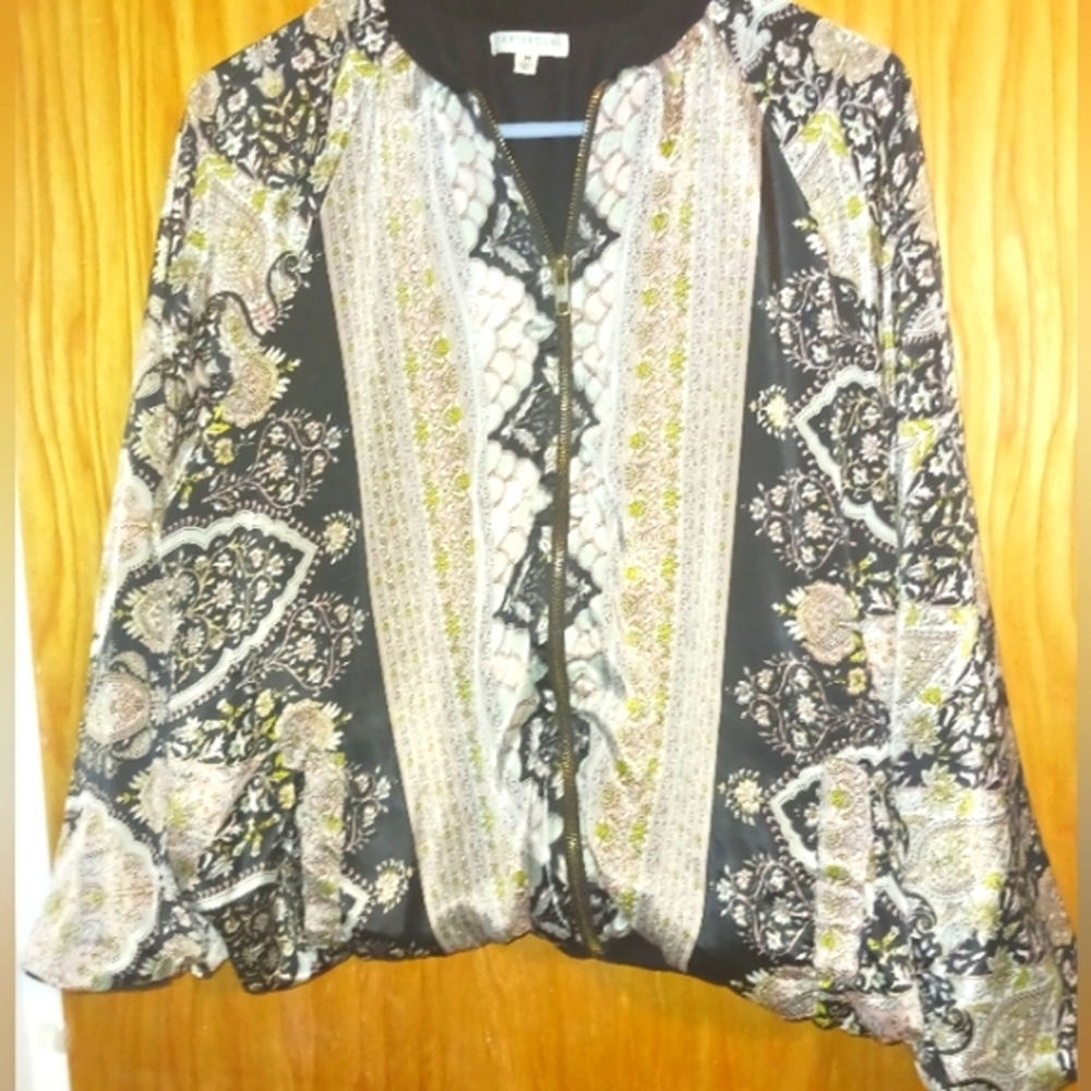 5 For $25! Earthbound Bomber Style Jacket Full Zip Floral Womens Size Medium